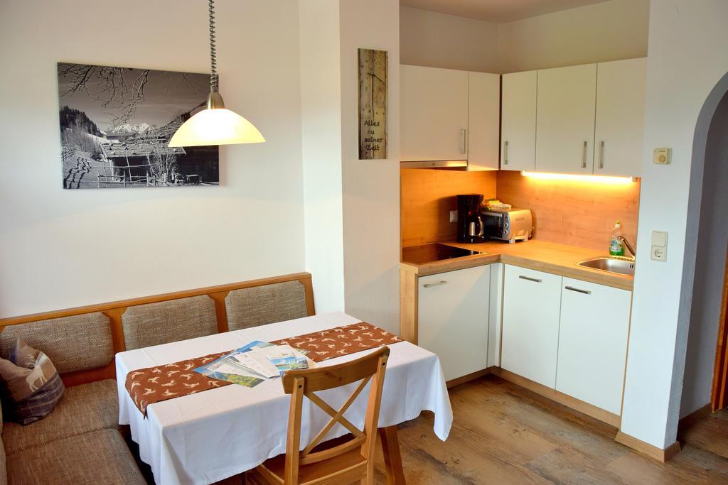 Tennladen Apartments Niederau Exterior photo