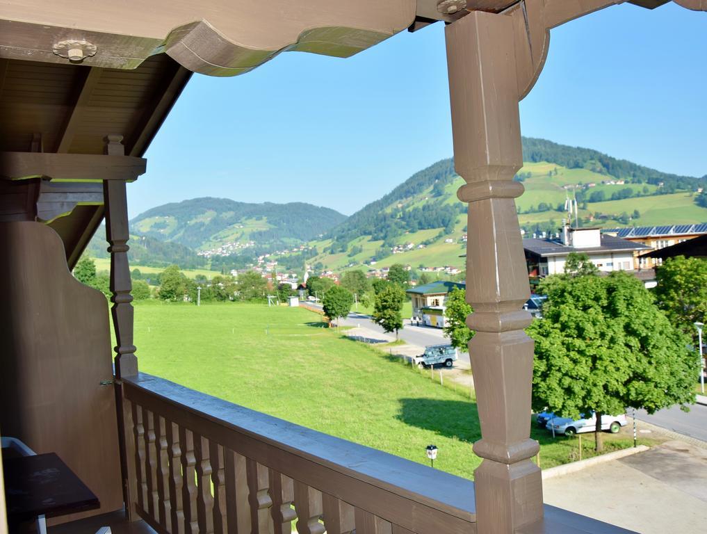 Tennladen Apartments Niederau Exterior photo